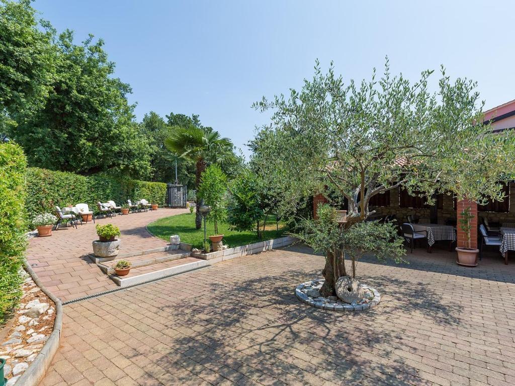 Bed And Breakfast Kolo Adults Only Bužinija Eksteriør billede