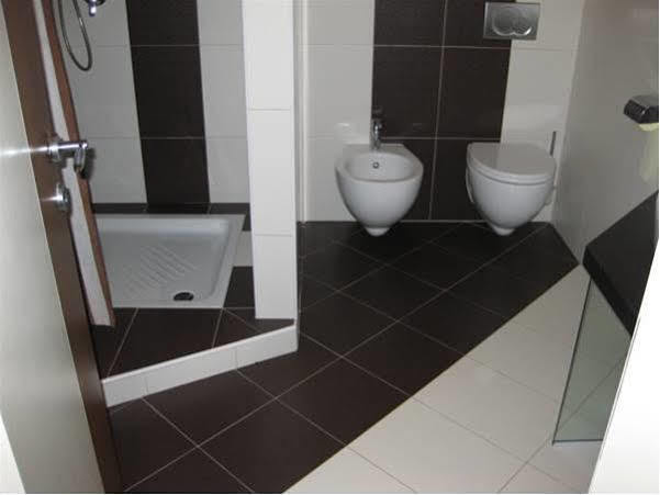 Bed And Breakfast Kolo Adults Only Bužinija Eksteriør billede